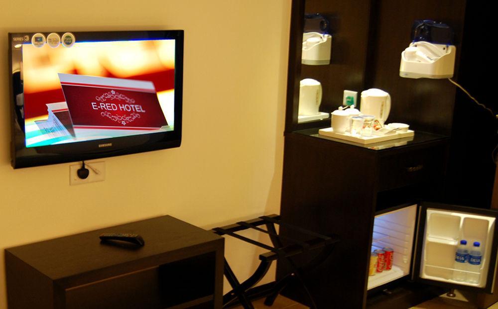 Ernes Hotel Bayu Mutiara Bukit Mertajam Exteriér fotografie