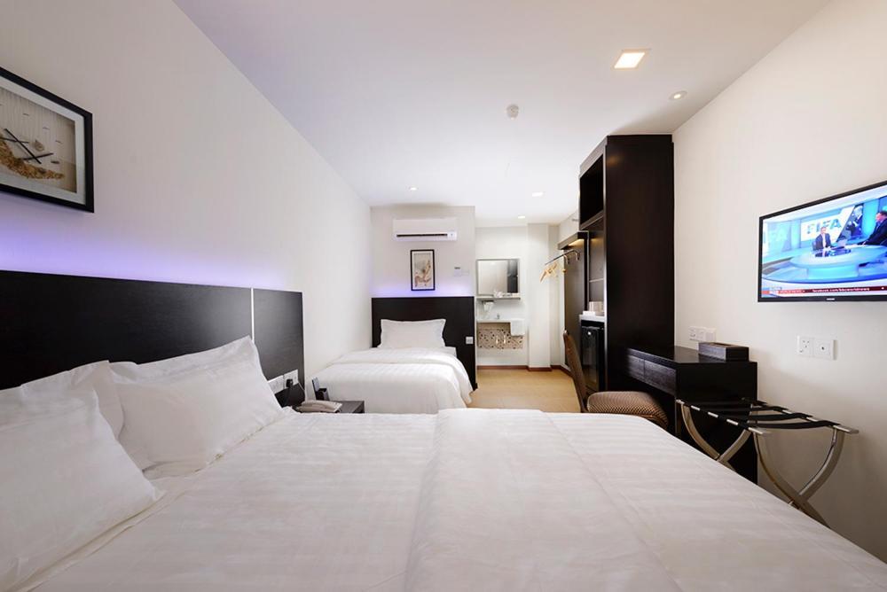 Ernes Hotel Bayu Mutiara Bukit Mertajam Exteriér fotografie